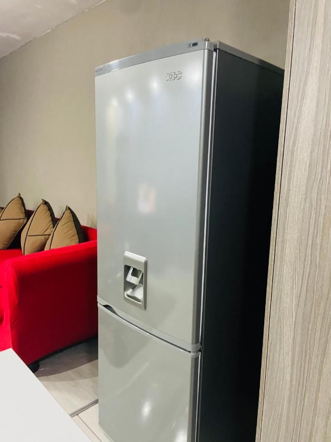 Moh Ville Guest House Масеру Екстериор снимка