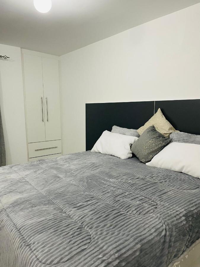 Moh Ville Guest House Масеру Екстериор снимка