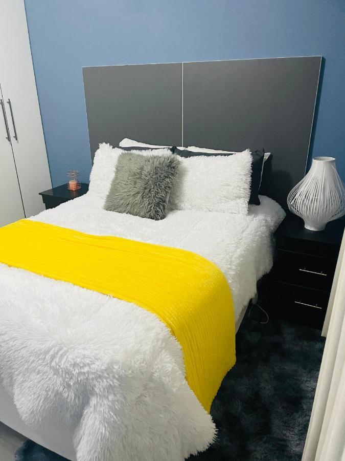 Moh Ville Guest House Масеру Екстериор снимка